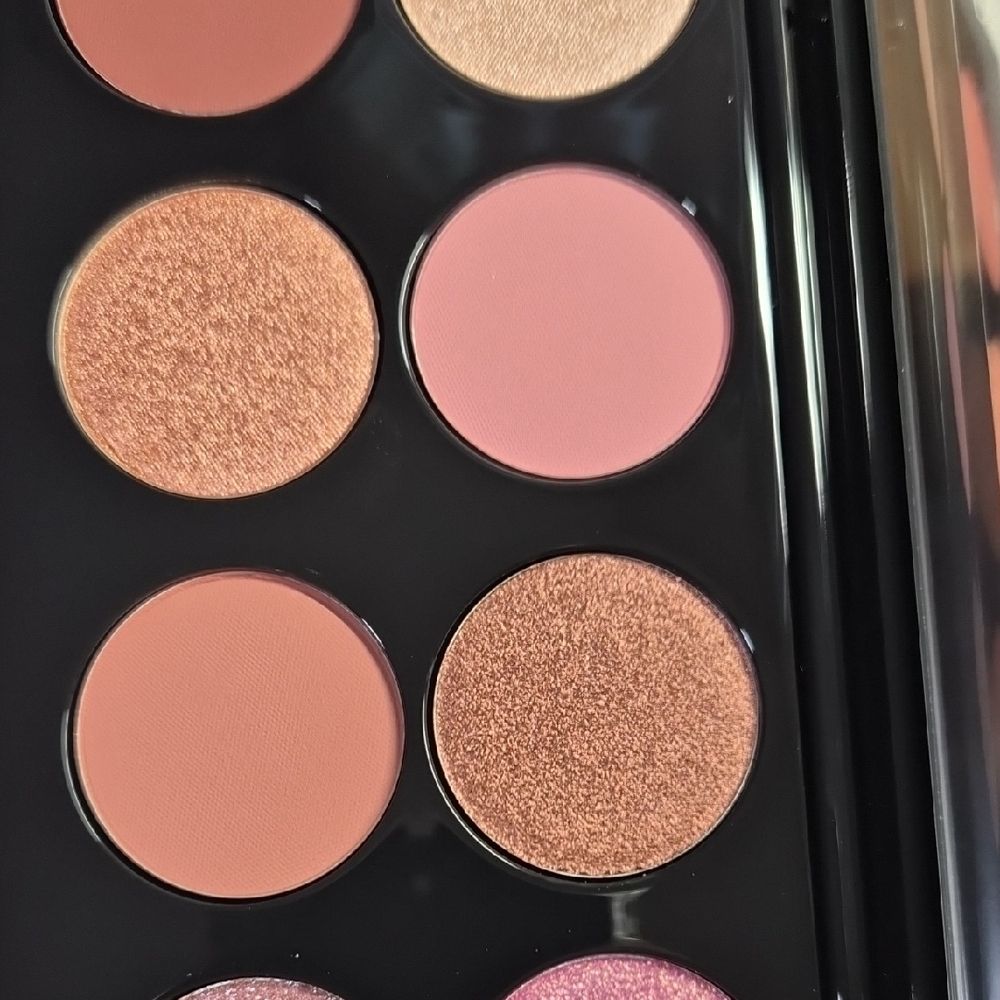 PMG Mothership XI Eyeshadow Pallet - Picture 7 of 11